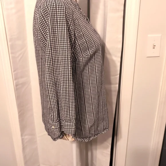 Talbots Women's Black and White‎ Checkered Women's Top Size Small - Picture 9 of 11